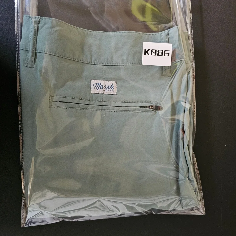Marsh Wear Mens Size 38 Performance Fishing Shorts Sage Green Nylon Stretch